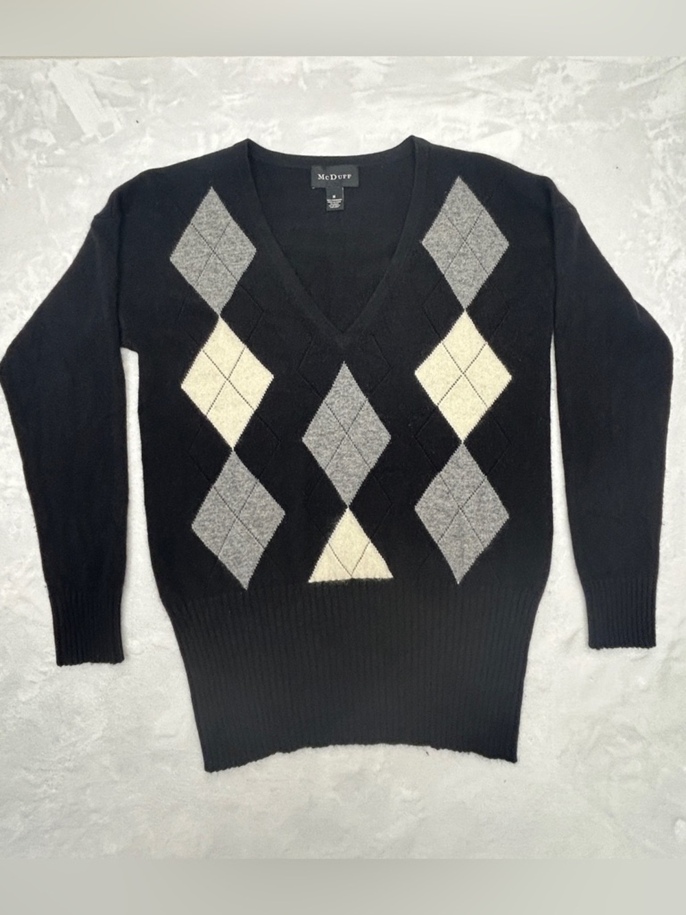 McDuFF Argyle Pattern V-neck 100% Cashmere Sweater Size M